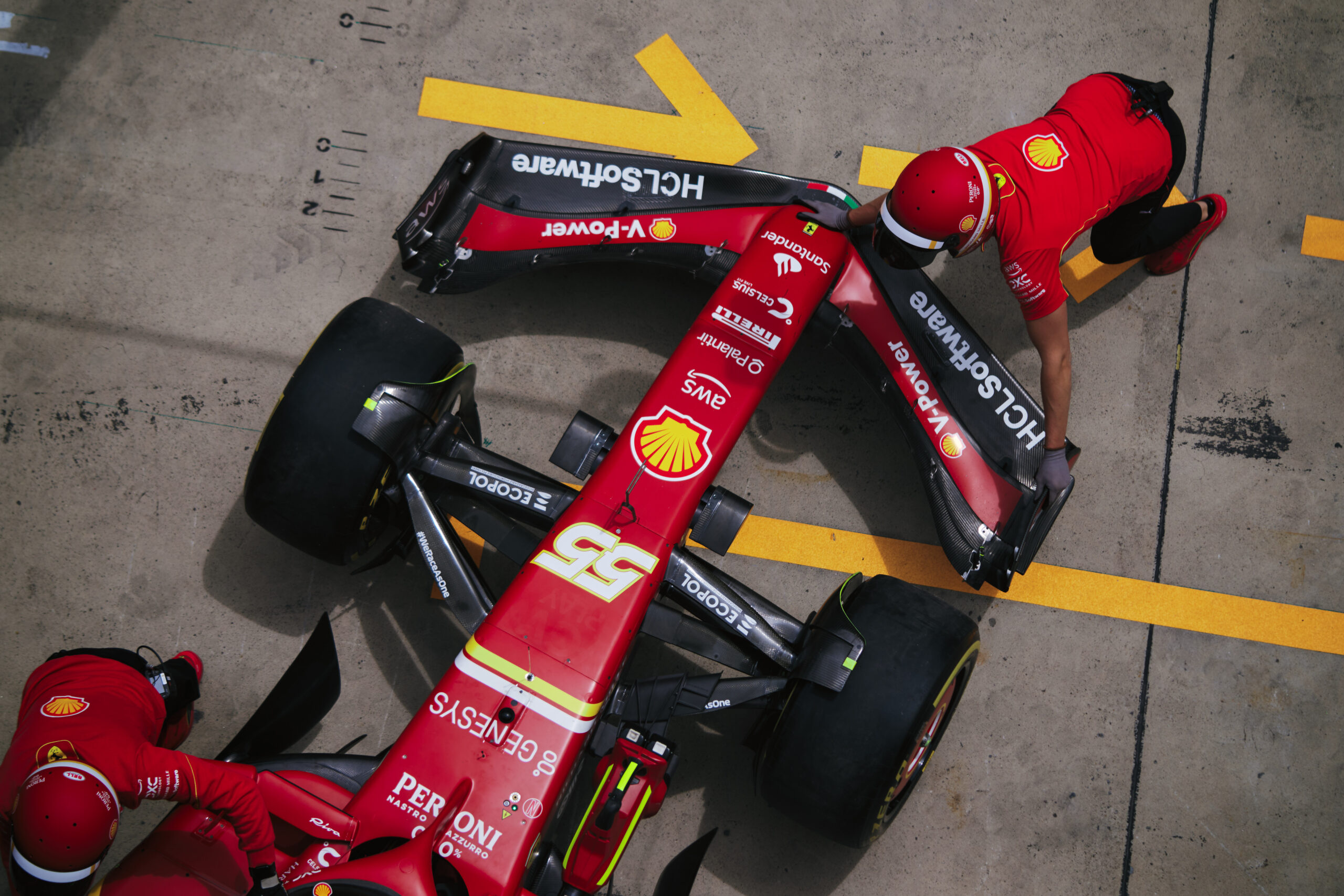 ferrari aggiornamento singapore sf-24