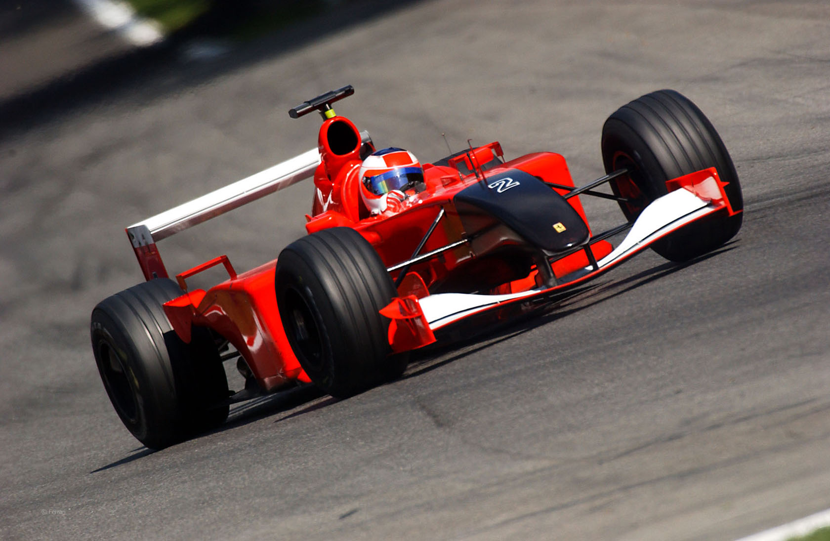 L’11 settembre 2001 e l’omaggio di Ferrari a Monza per le vittime dell’incidente…
