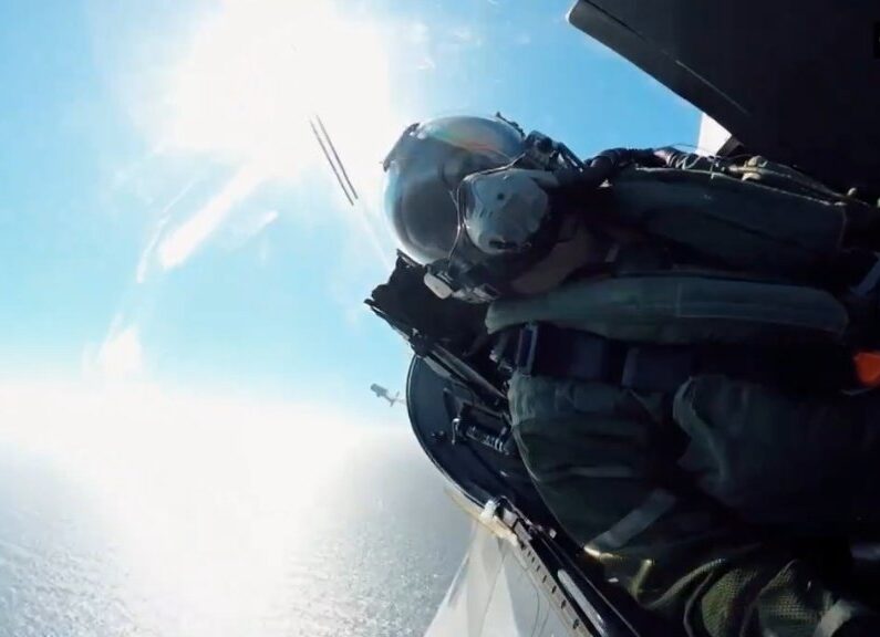 leclerc pazzia aereo video