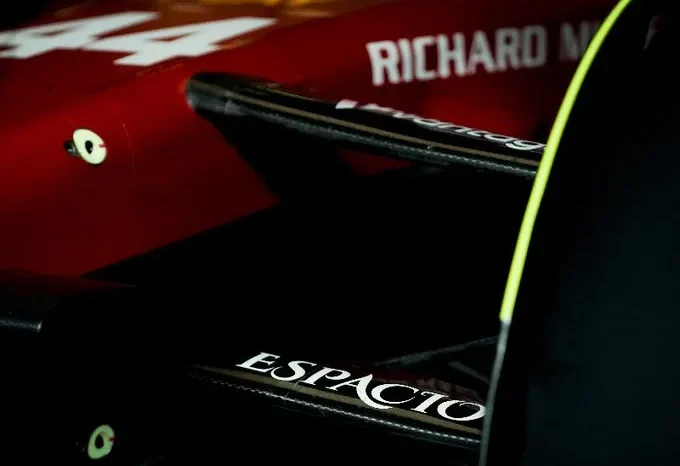 espacio ferrari sponsor