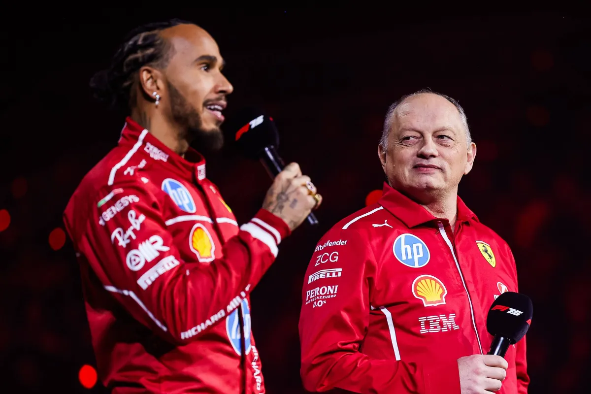 vasseur hamilton bahrain ferrari