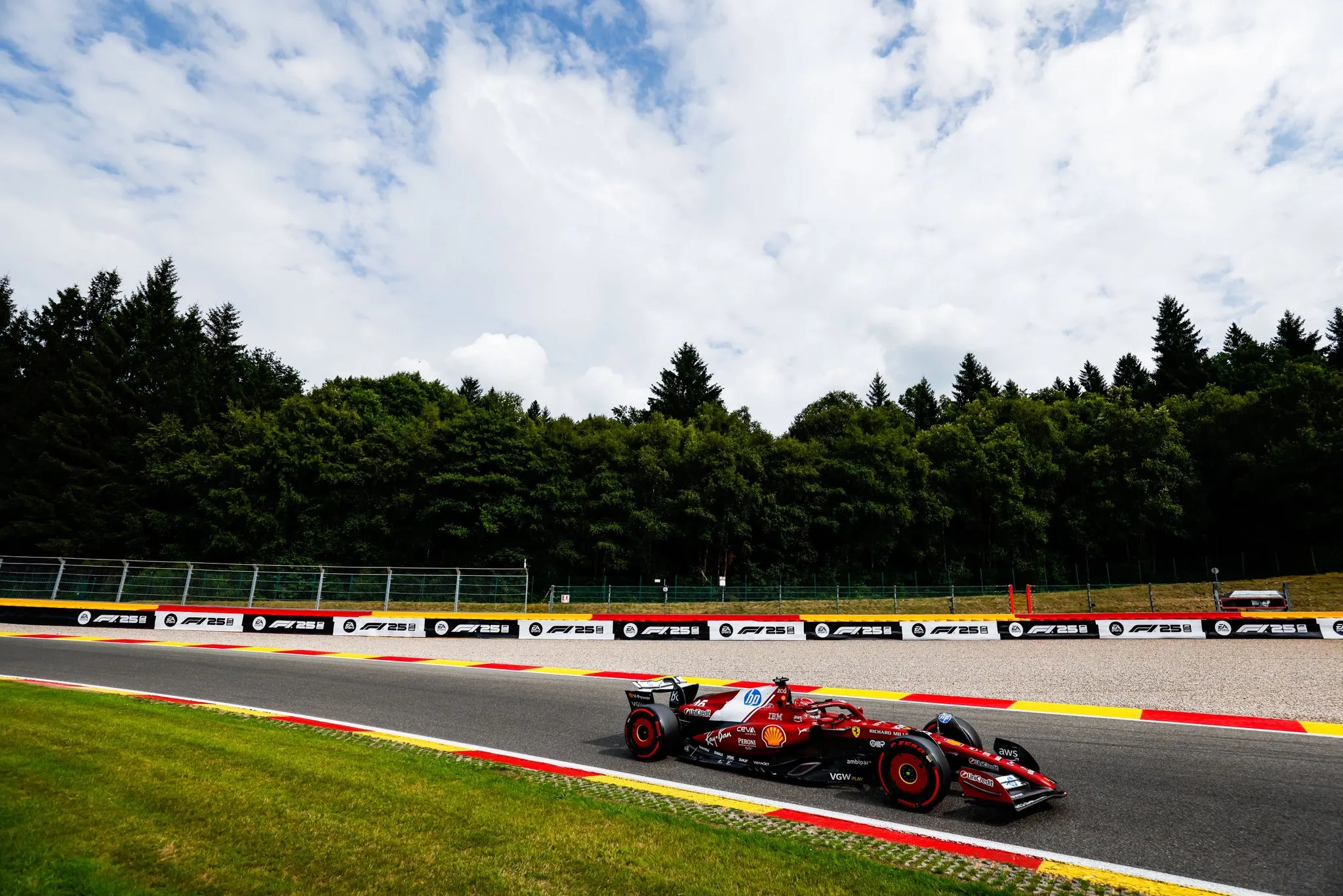 ferrari giro belgio leclerc