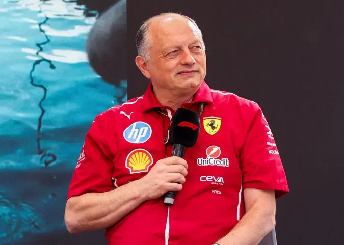 ferrari pagelle metà 2025