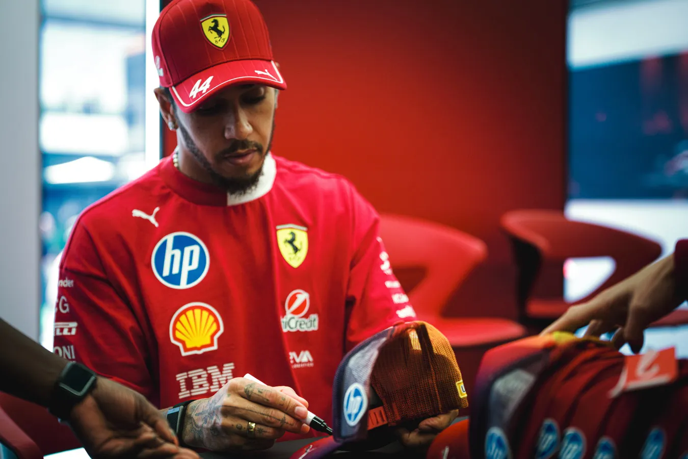 hamilton usa horner ferrari