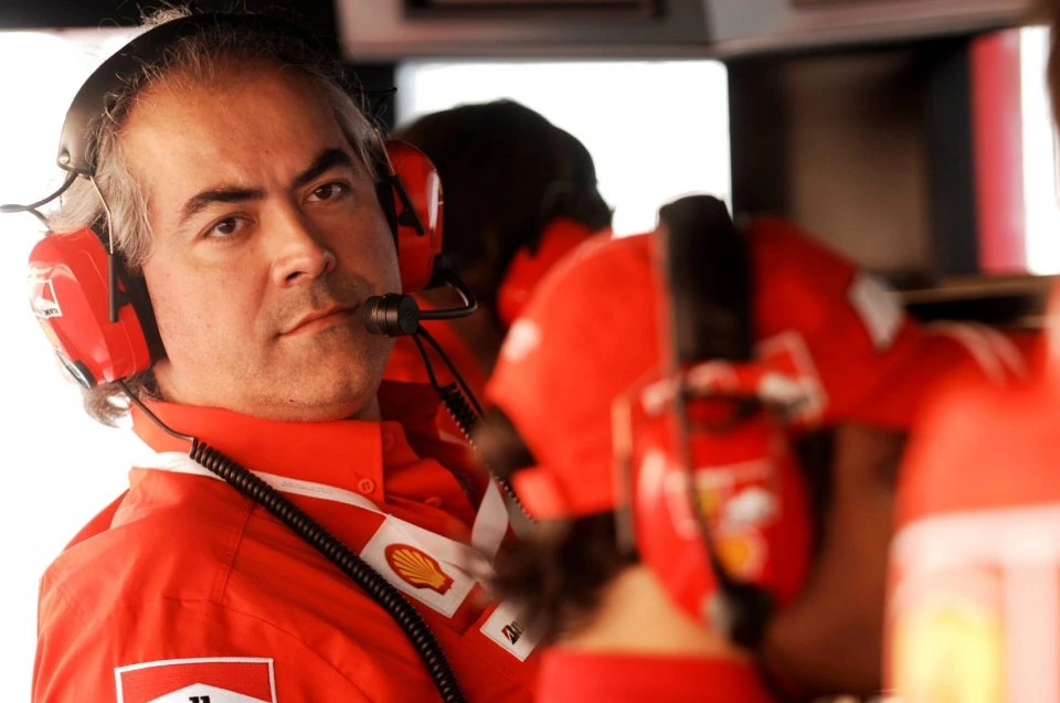 Ferrari, la sentenza di Mazzola sulla questione motore: “Recuperare trenta cavalli in un botto non è…”