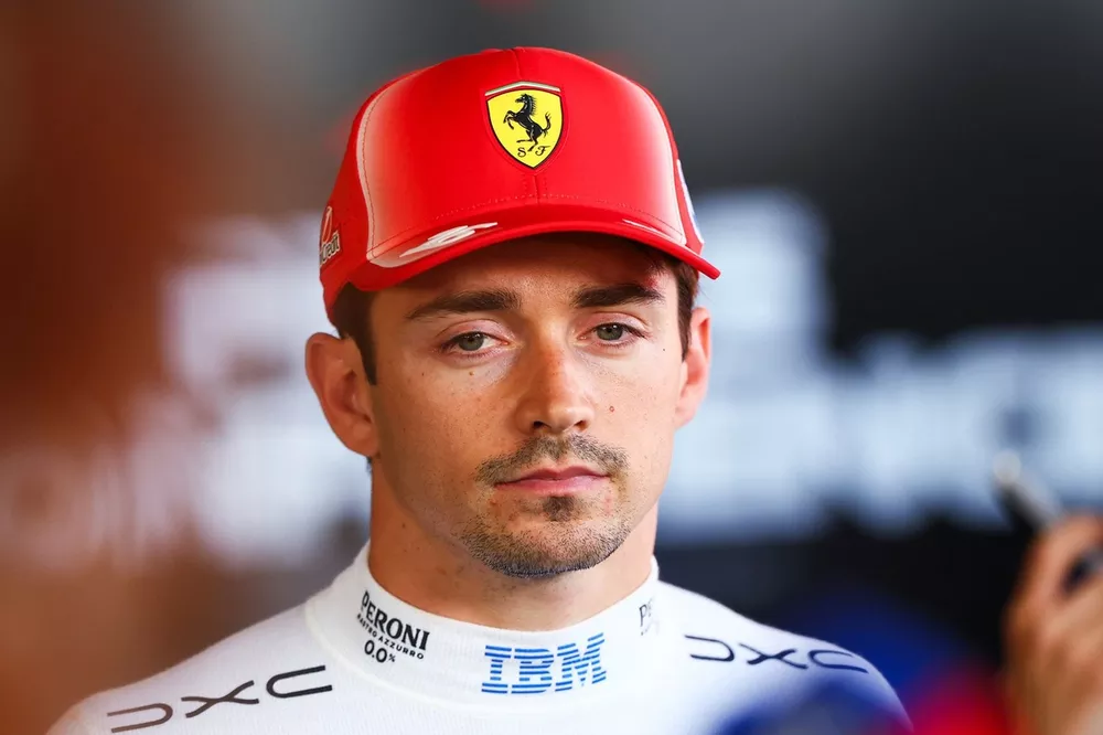 GP Catalogna 2026 | Leclerc amareggiato dopo la rottura e ritiro: “Sono tante cose che si…” e sulla vittoria di Hamilton…