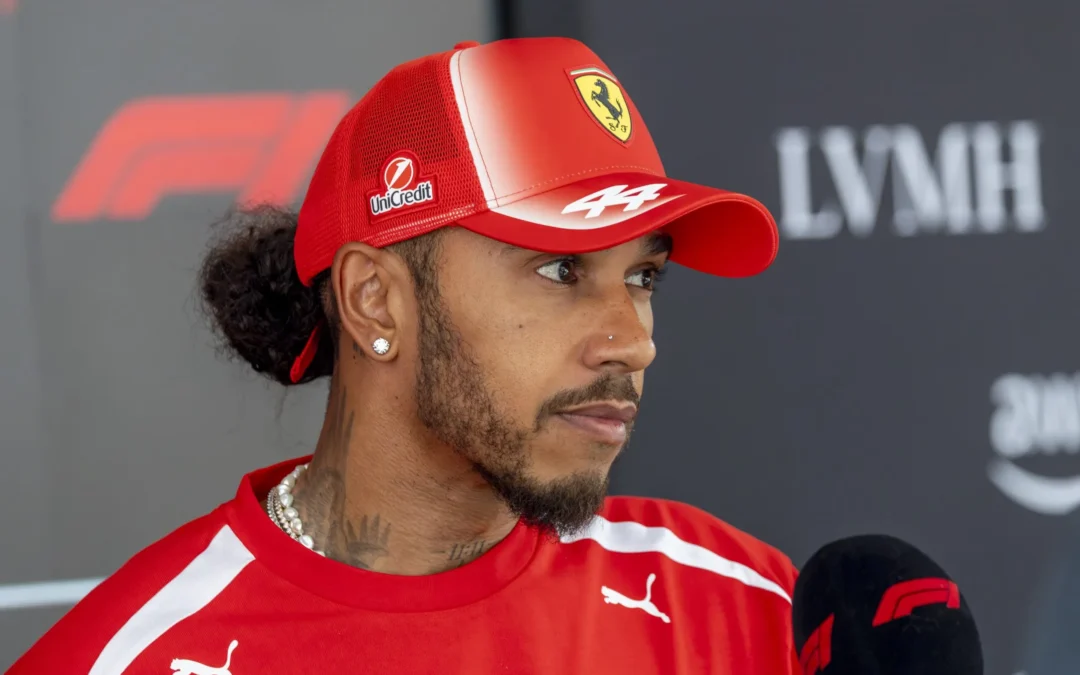 GP Spagna 2026 | Hamilton vuole che Leclerc lo aiuti nel mondiale? La sua risposta e le divergenze con Vasseur